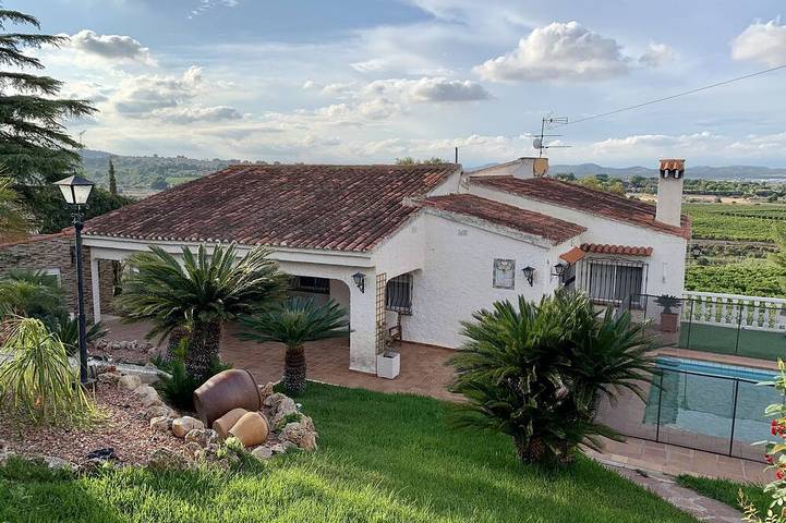 Holiday home for 8 people, with garden, with pets - 1