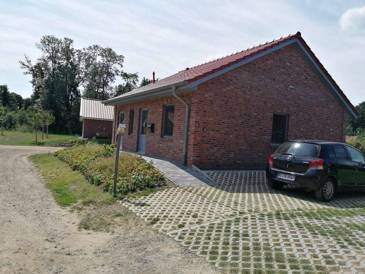Holiday Home in Schloss Dankern, Oberlangen