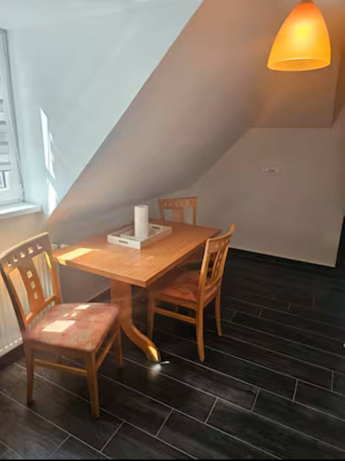 Ganze Ferienwohnung, Schöne Vollausgestattete Monteurs- Gästewohnung in der Gartenstadt Leuna und nähe Geiseltalsee / 2209 in Leuna, Saale-Unstrut