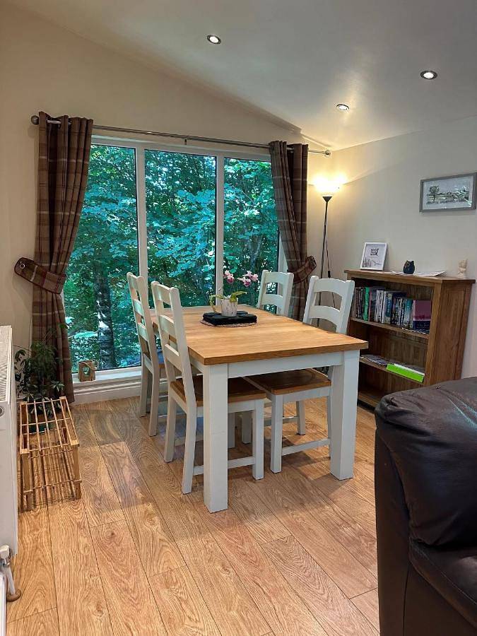 Two-Bedroom Apartment in White Cross Bay, Lake District