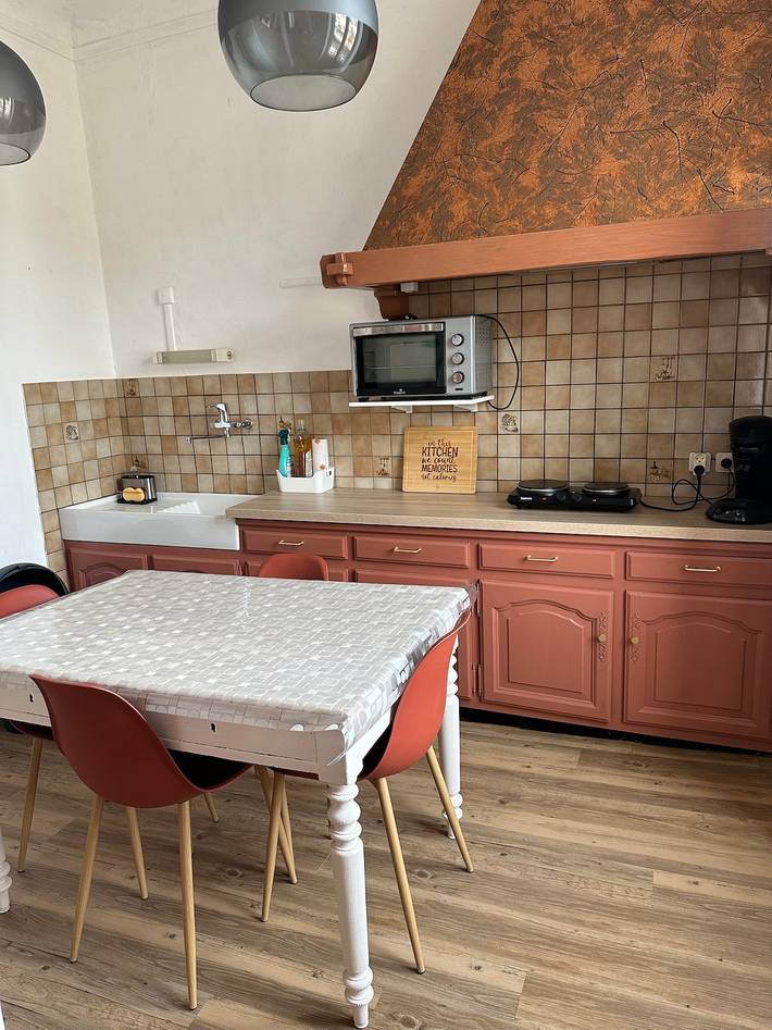 Appartement entier, Appartement '16 Colette' avec vue sur la montagne et balcon in La Bourboule, Parc naturel régional des Volcans d'Auvergne