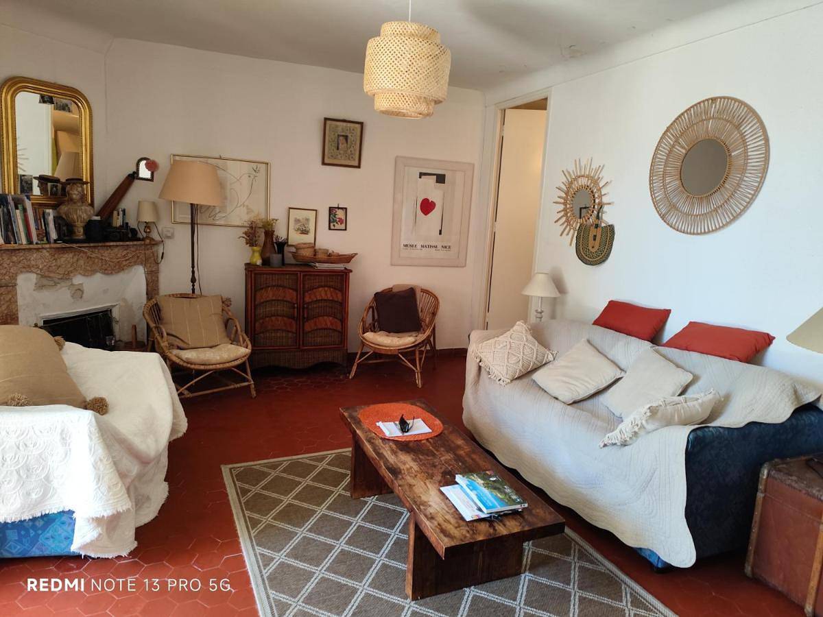 Appartement entier, One-Bedroom Apartment in Saint-Vallier-de-Thiey, Région de Cannes
