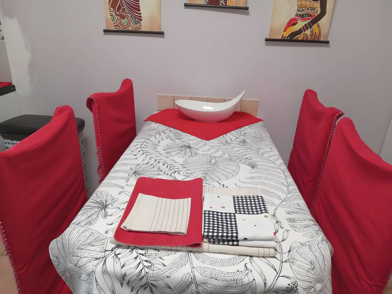 Villa 'Les Cerisiers' con vistas a la montaña, terraza compartida y Wi-Fi in Faucon, Parque natural regional del Mont Ventoux