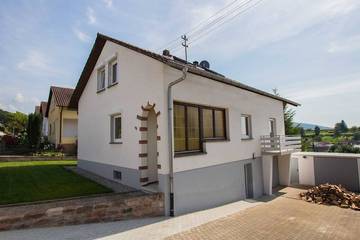 Ferienwohnung für 4 Personen, mit Garten und Balkon in Friesenheim