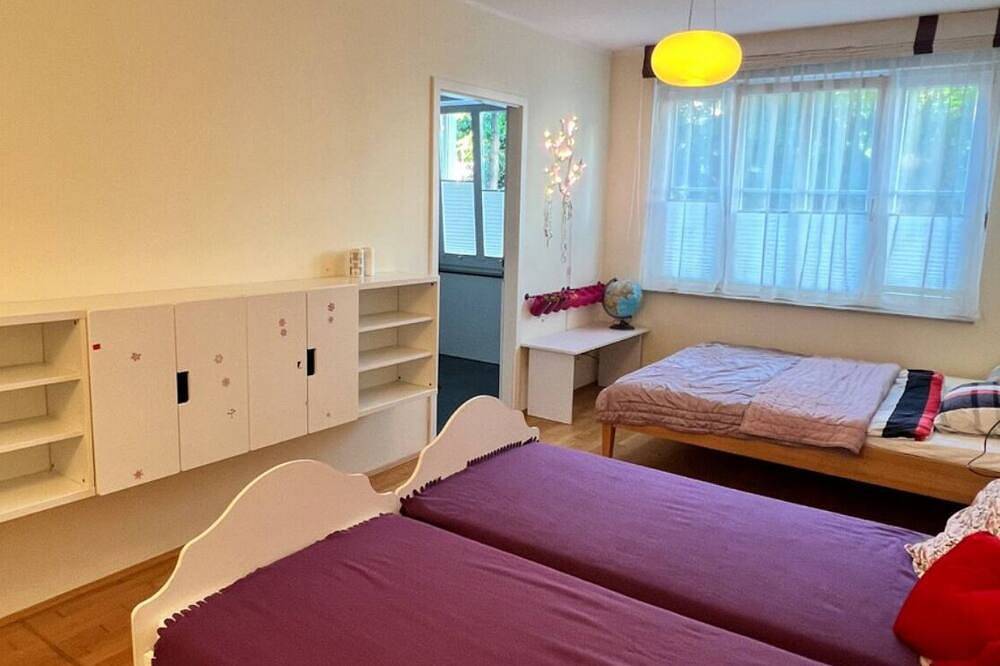 Ganze Wohnung, 3 Zimmerwohnung mit Garten im Zentrum von Berlin 8 Min Autofahrt bis zum Alex in Friedrichshain - Kreuzberg, Berlin