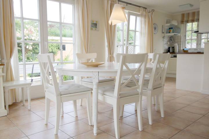 Haushälfte mit 4 Zimmern in Wyk auf ca. 120m² mit Garten und Terrasse in Wyk auf Föhr (Stadt), Wyk auf Föhr