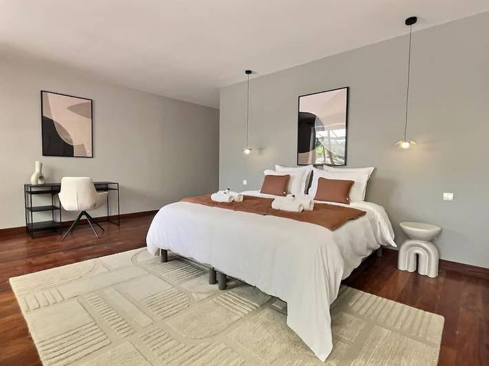 Gîte pour 10 personnes, avec terrasse à Romanèche-Thorins - 2