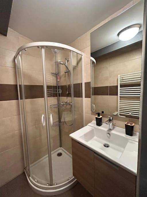 Location de vacances pour 4 personnes, avec terrasse, animaux acceptés à Savigny-sur-Orge - 2