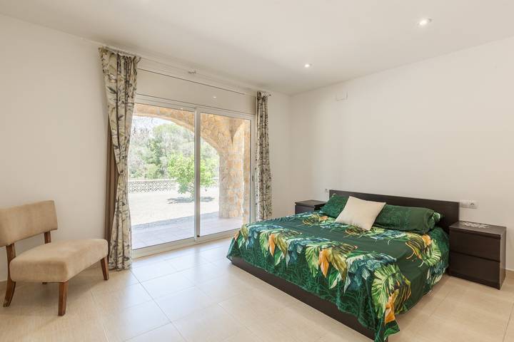 Casa "Villallop" que admite mascotas, con vistas a la montaña, piscina y Wi-Fi in Olivella, Garraf
