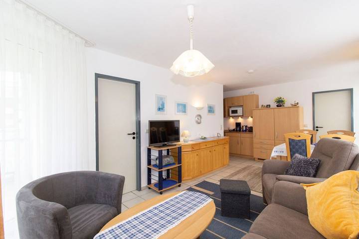 Ferienwohnung für 4 Personen, mit Balkon in Döse - 3