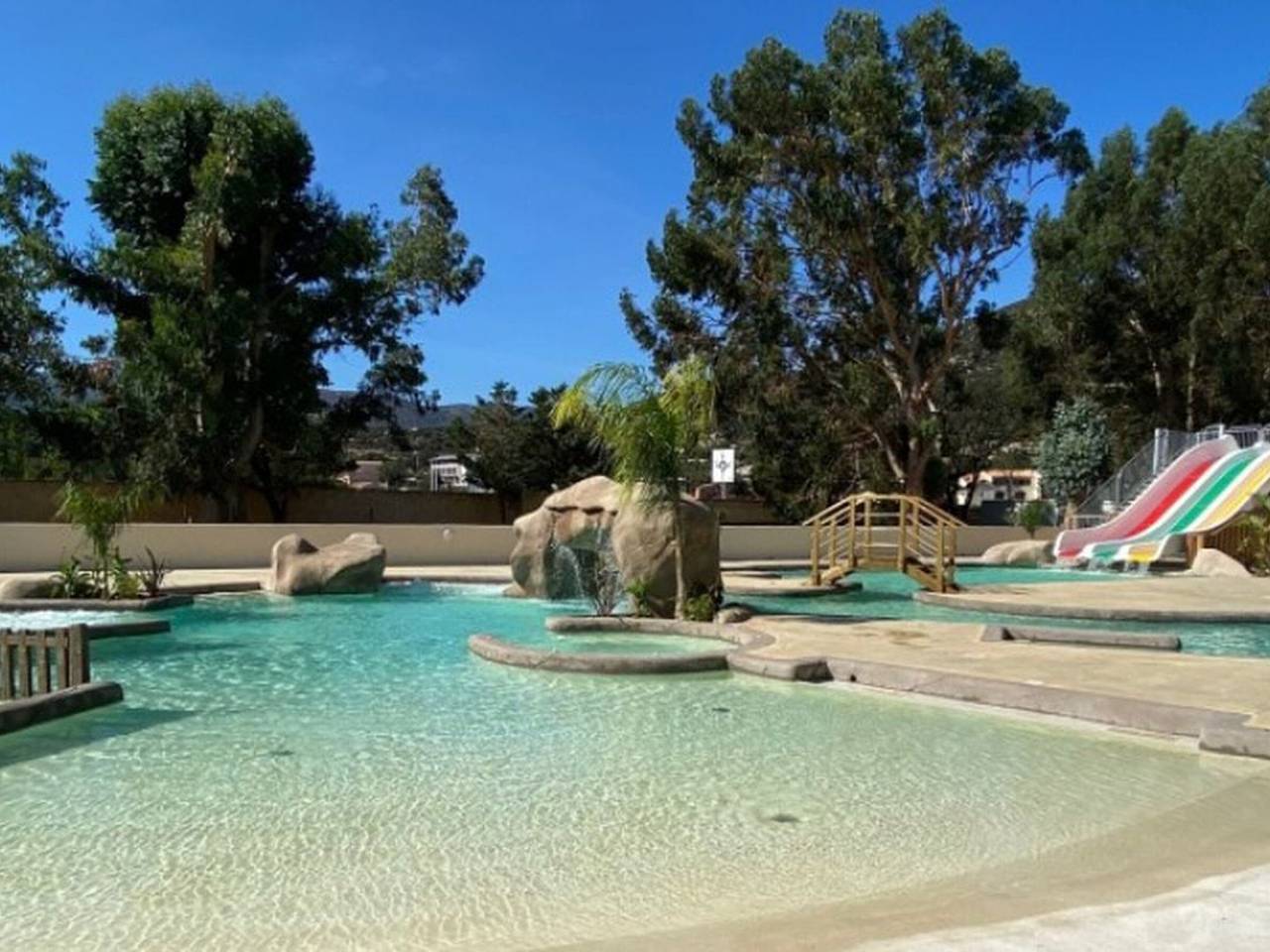 Gemütliches Chalet mit Terrasse - 5 Pers. in Aregno, Calvi und Umgebung