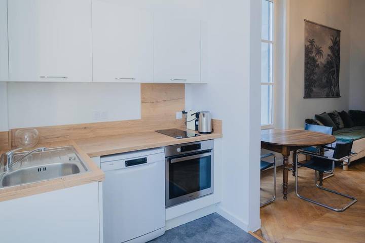 Maison d’hôte pour 3 personnes, avec vue ainsi que piscine et jardin à Béziers - 4