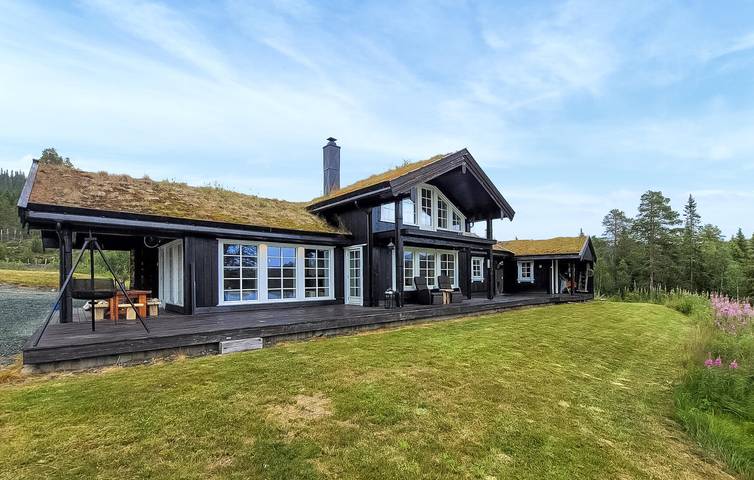 Ferienhaus für 9 Personen, mit Garten und Seeblick sowie Ausblick und Terrasse - 1