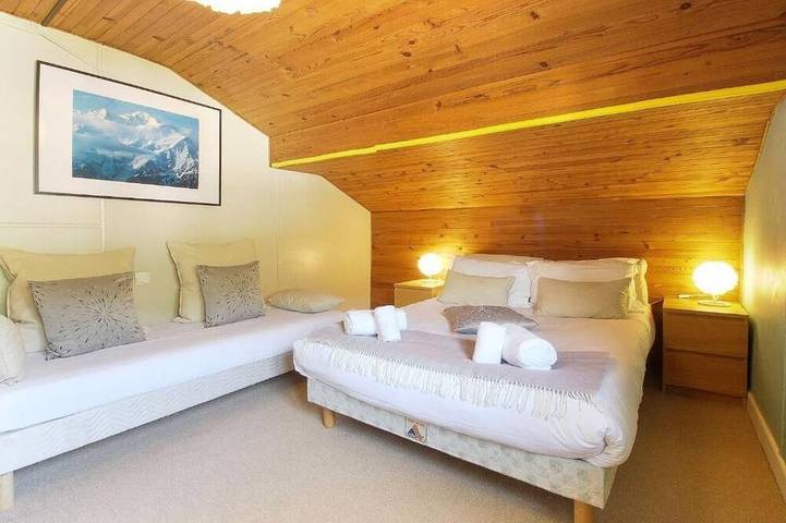 La Cordée Saint Gervais, a large chalet at the base of the slopes, accessible by train in Saint-Gervais-les-Bains, Pays du Mont-Blanc