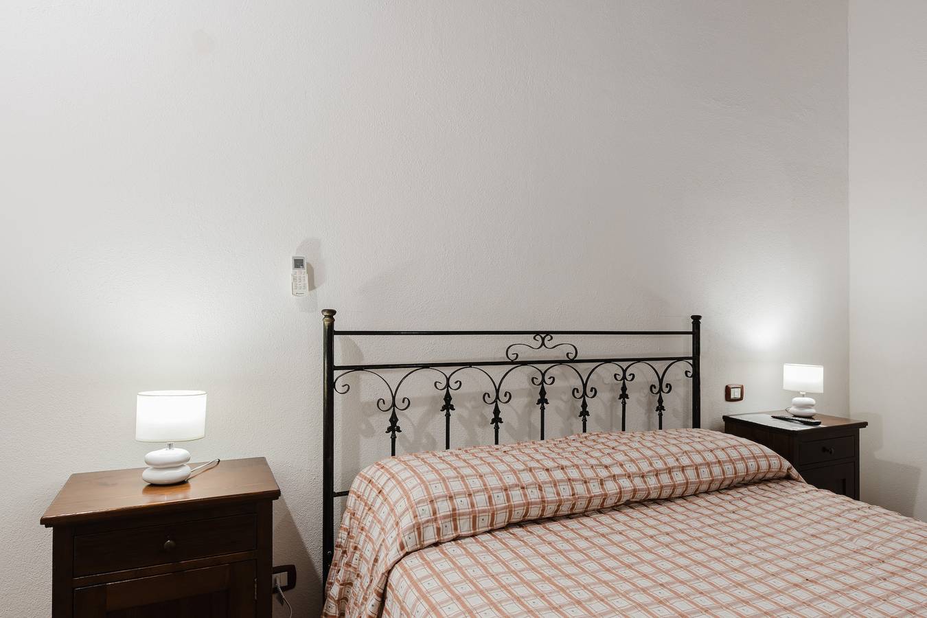 Agriturismo Ponte Calatrasi Quarto 'Relax 11' com piscina partilhada, Wi-Fi e ar condicionado in Monreale, Palermo (província)