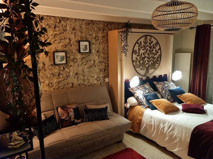 Chambre d’hôte pour 4 personnes, avec jardin et jacuzzi dans le Puy-de-Dôme - 2