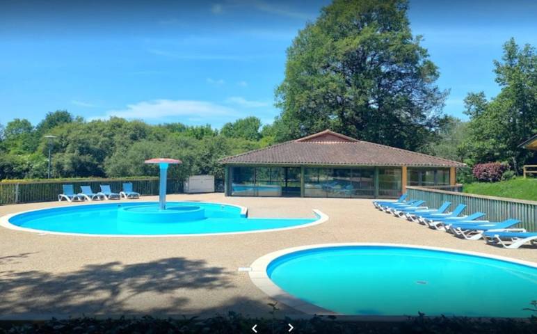 Mobil home pour 6 personnes, avec vue sur le lac ainsi que piscine et bassin pour enfant dans Lac de Lavaud - 2