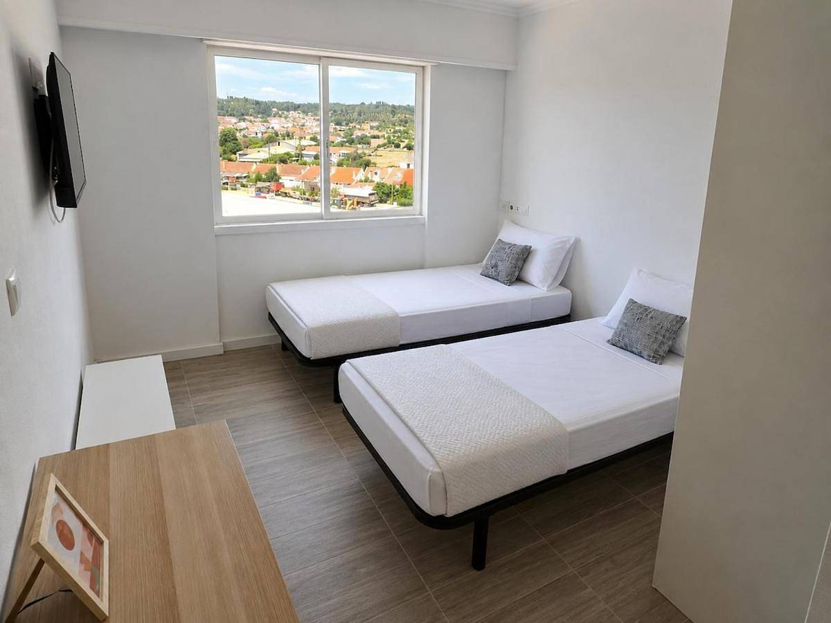 Apartamento inteiro, Exclusive Studio Kitchenette e Wc Privativo in Abrantes e Alferrarede, Rio Tejo