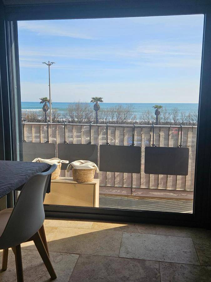 Appartement entier, One-Bedroom Apartment in Portiragnes Plage, Portiragnes