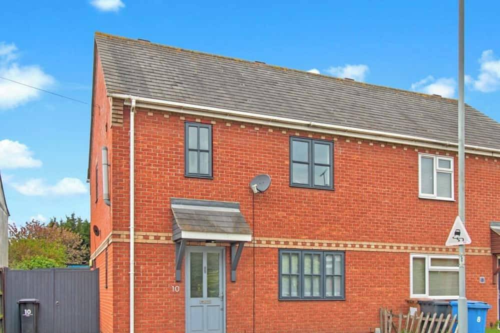 Spacious 3 Bed Room Family Friendly Home Conveniently Located In Ipswich Suffolk in Ipswich, Suffolk