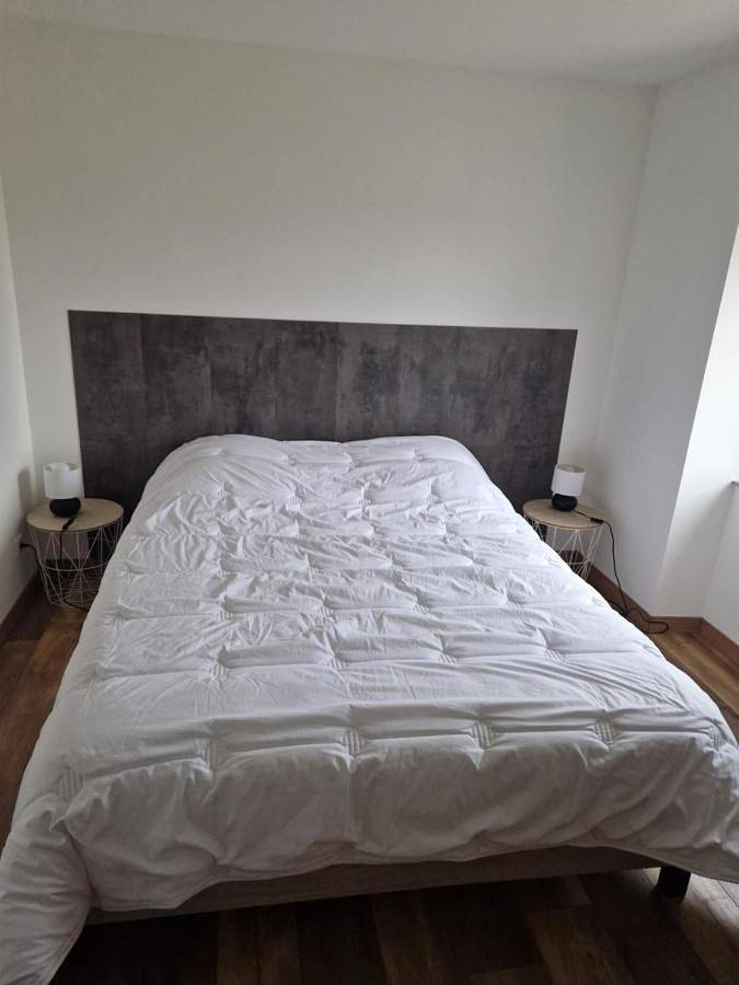 Location de vacances pour 6 personnes, avec jardin et vue à Bromont-Lamothe - 3