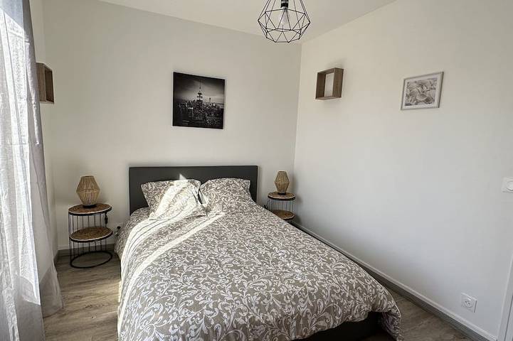 Entire apartment, Arlette Grand F2 47 m2 Riva Bella Quartier Résidentiel Calme in Ouistreham, Caen region