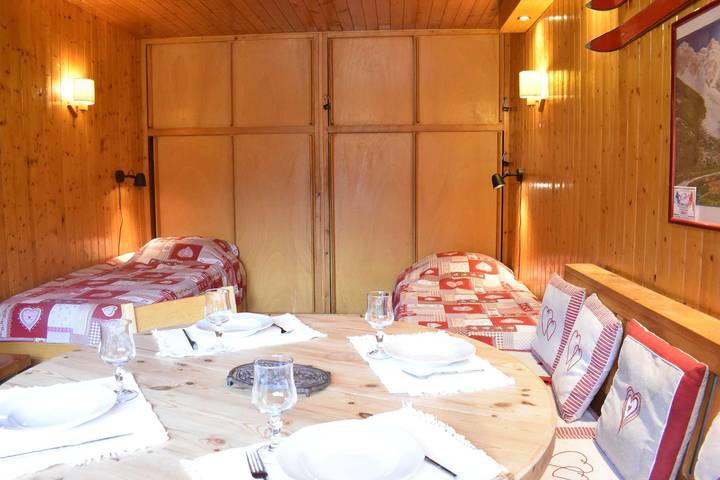 Gîte pour 5 personnes dans Office De Tourisme De Meribel Les Allues - 2