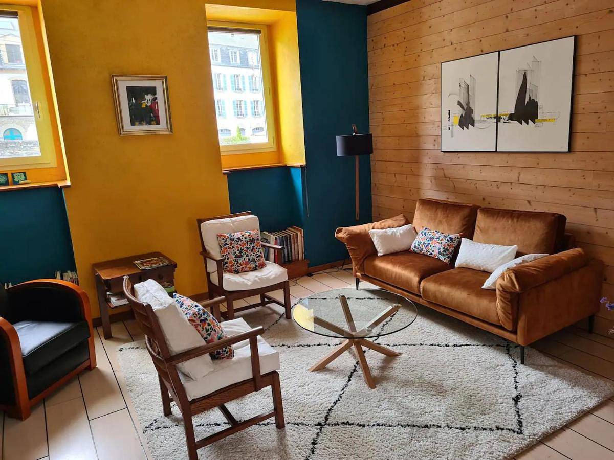 Appartement entier, Two-Bedroom Apartment in Morlaix, Ceinture Dorée