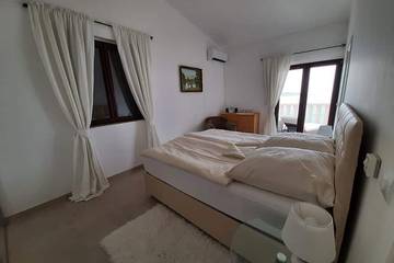 Villa for 6 People in Montenegro, Photo 4