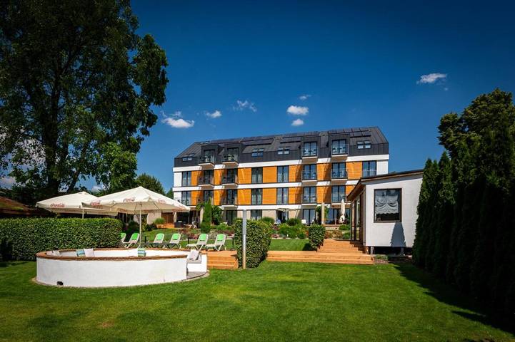 Hotel dla 5 osób, z sauna i basen oraz ogród, zwierzęta dozwolone w Uniejów