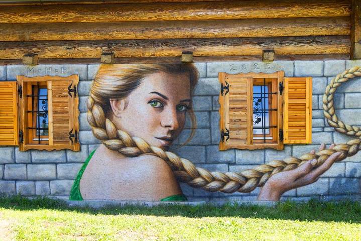 Baita per 5 persone, con panorama e giardino nonché sauna, con animali domestici in Alpi Giulie