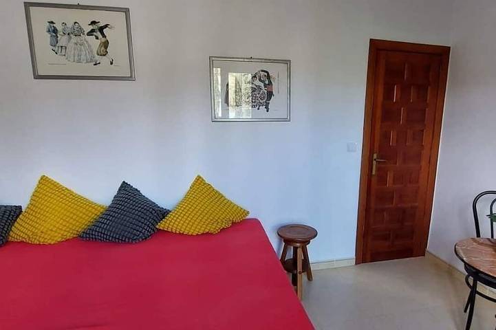 Apartamento entero, Single room for 1 person, 10 m², in Olvera in Olvera, Pueblos Blancos
