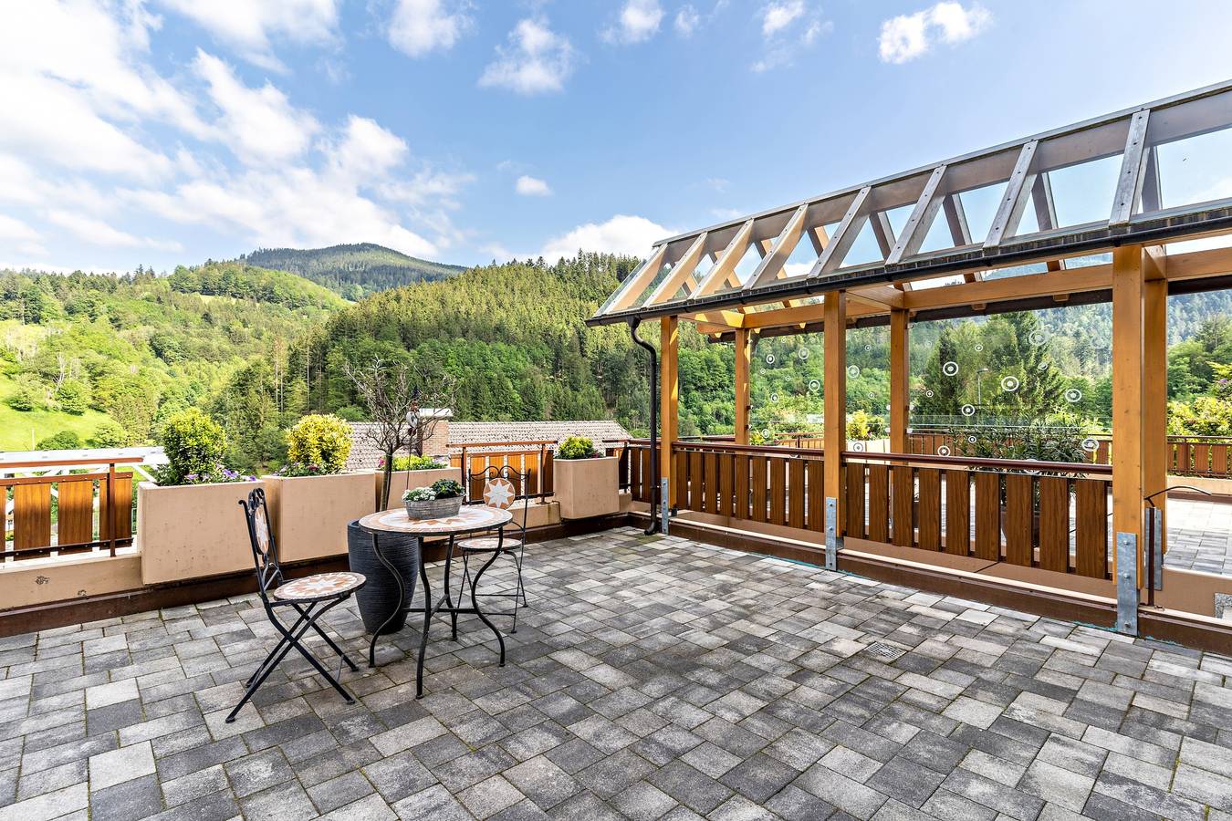 Ganze Wohnung, Ferienwohnung 'Streck' mit Bergblick, privater Terrasse und Wlan in Bad Peterstal-Griesbach, Mittlerer Schwarzwald