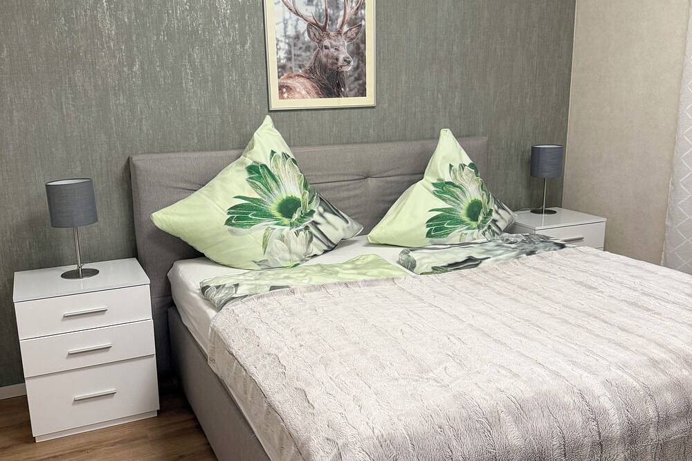 Ganze Wohnung, Exklusive Luxus-Ferienwohnung – modern, lichtdurchflutet, premium ausgestattet in Porta Westfalica, Kreis Minden-Lübbecke