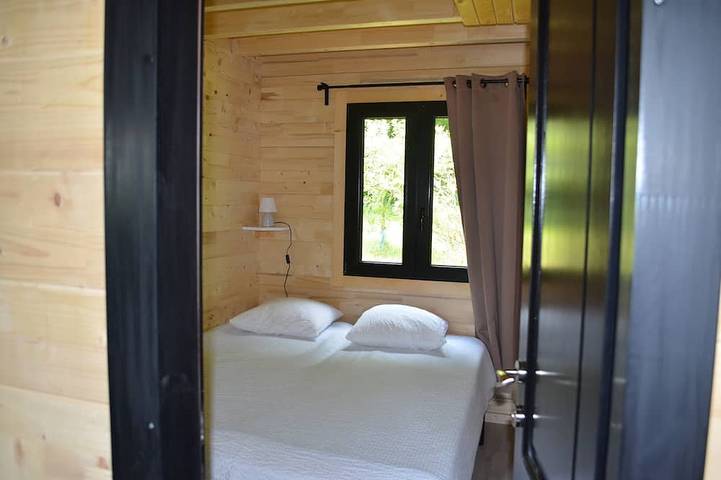 Gîte pour 8 personnes, avec terrasse et piscine, animaux acceptés à Chamberet - 2
