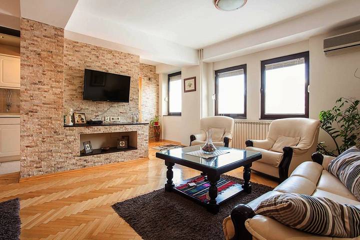 Appartement de vacances pour 5 personnes, avec vue et jardin