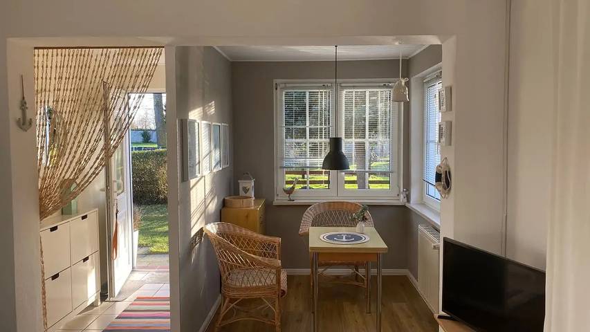 Ferienhaus für 2 Personen, mit Garten in Warnow - West - 2