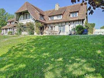 Gîte pour 6 personnes, avec terrasse et vue à Villerville