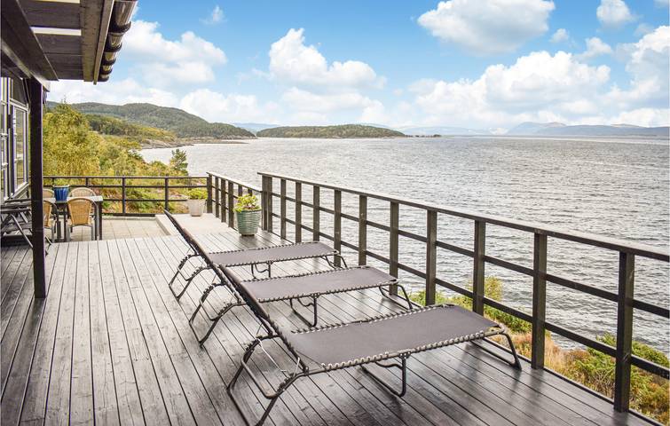 Maison de vacances pour 6 personnes avec terrasse in Tysvær