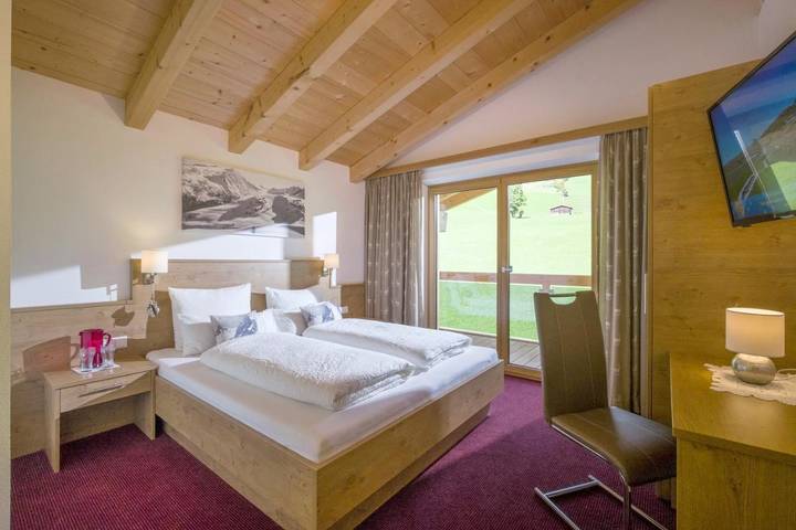 Ferienwohnung für 23 Personen, mit Balkon und Terrasse sowie Garten und Sauna in Gerlos - 4