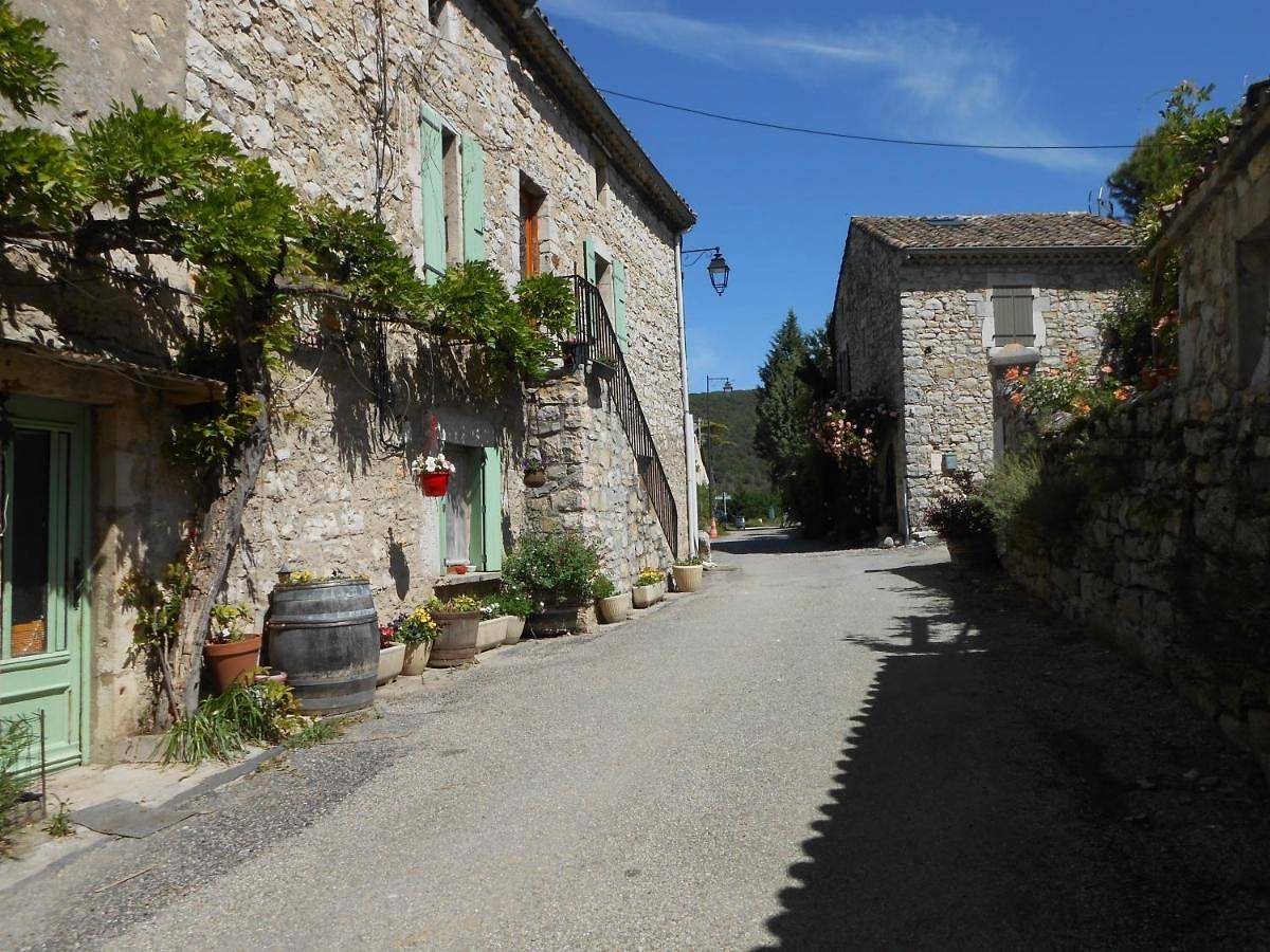 La Dame Blanche in Saint-Maurice-d'Ibie, Ardèche