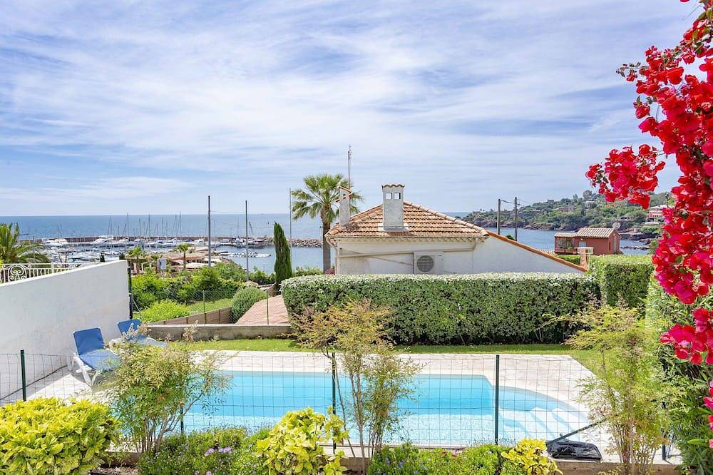 Villa La Cigalette - Gaia's Villas, villa avec piscine, plage à pied, vue mer in Théoule-sur-Mer, Massif de l'Esterel