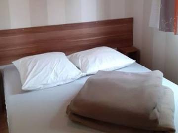 Camping pour 4 Personnes dans Saint-Lunaire, Côte d’Émeraude, Photo 2