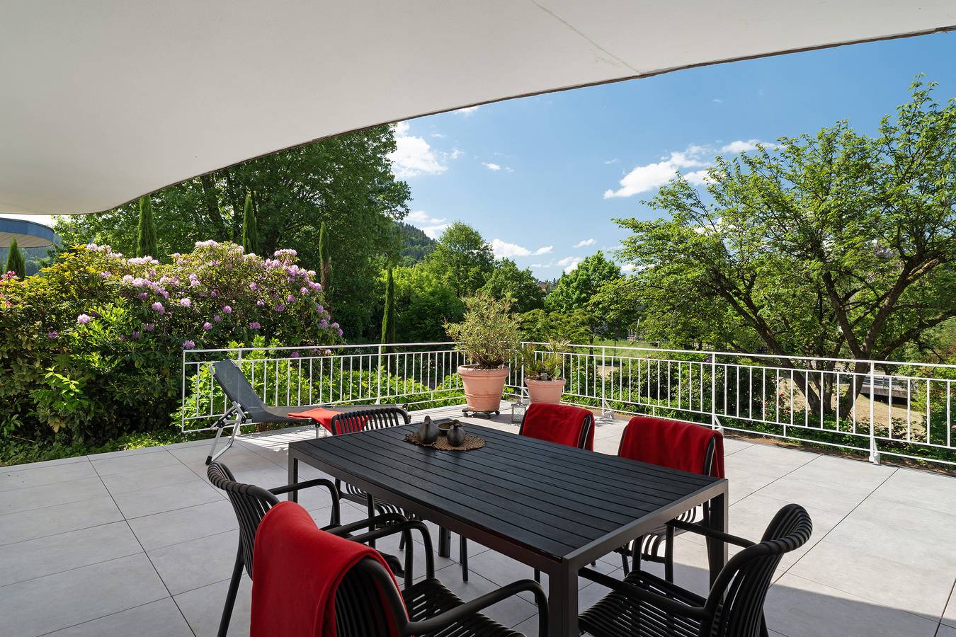 Ganze Wohnung, Ferienwohnung 'Weinberglounge' mit Privatterrasse, Balkon und Wi-Fi in Kappelrodeck, Mittlerer Schwarzwald