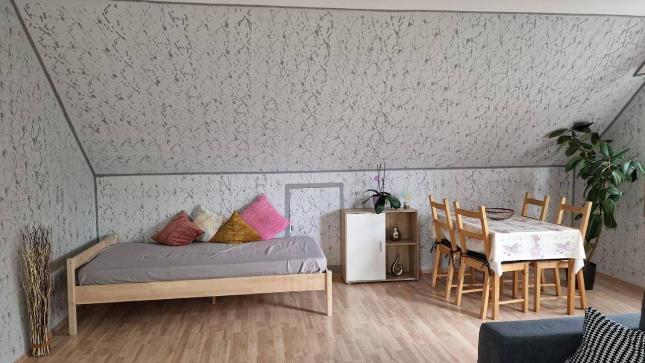 Appartement entier, Two-Bedroom Apartment in Rietheim-Weilheim, Arrondissement de Tuttlingen