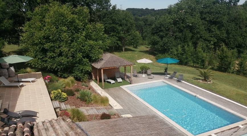 Gîte pour 4 personnes, avec terrasse ainsi que jardin et piscine dans le Lot-et-Garonne - 3
