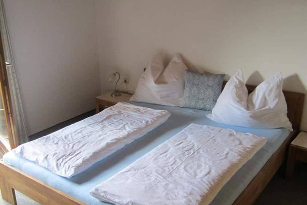 Ganze Wohnung, Ferienwohnung 2. Stock - Ferienwohnung Walburga Ebner in Salzkammergut-Berge, Faistenau