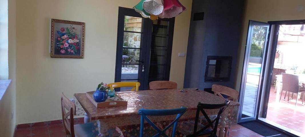 Location de vacances pour 6 personnes, avec jardin ainsi que vue et piscine à Vila de Rei - 2