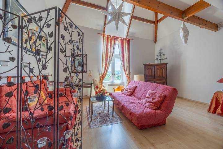 Appartement entier, Duplex de charme dans château de Beuzeval - Welkeys in Houlgate, Région de Lisieux