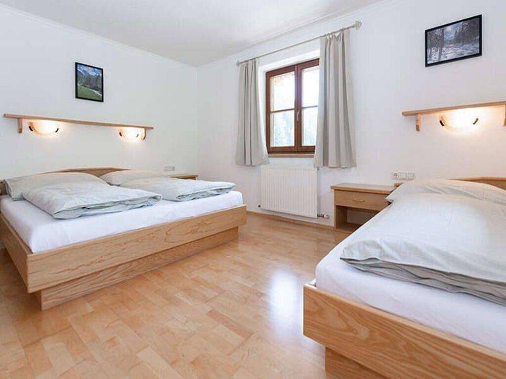Ganze Ferienwohnung, Apartment/2 Schlafr/Du, Wc bis 5 Pers. in Tuxer Alpen, Hintertux